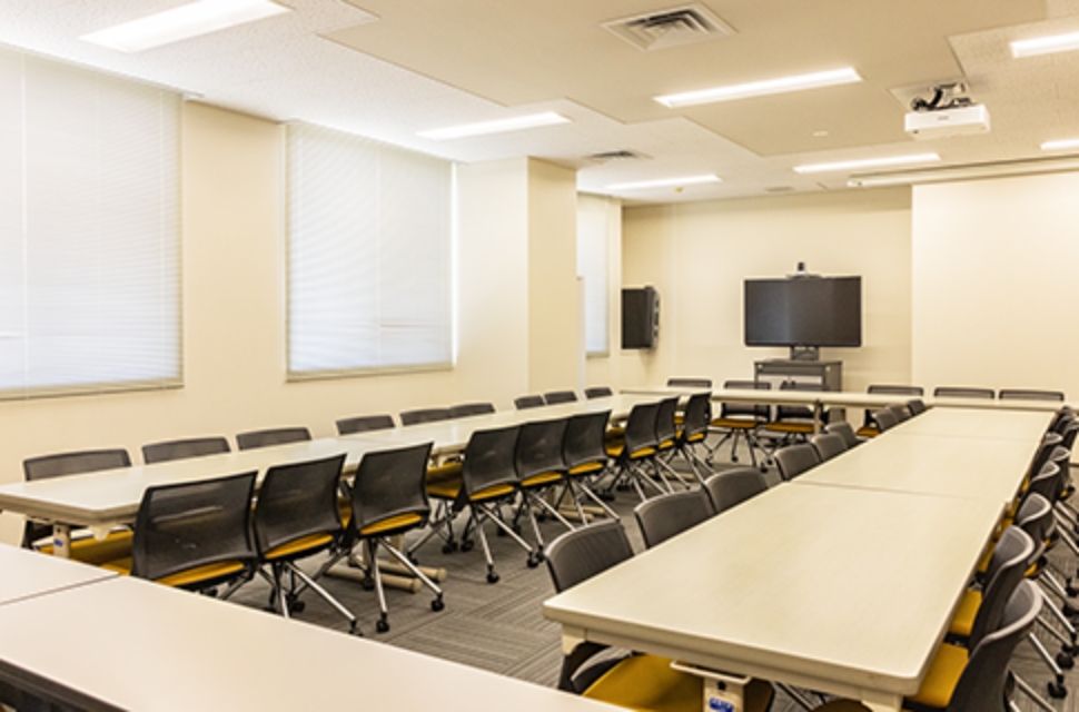 管理研究棟３階第５会議室