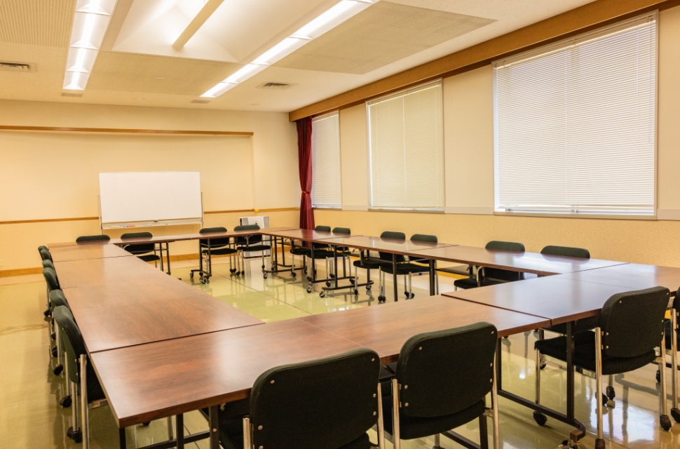 管理研究棟３階第３会議室